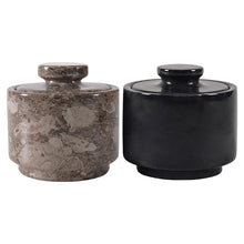 Load image into Gallery viewer, salt and pepper, salt cellar.
